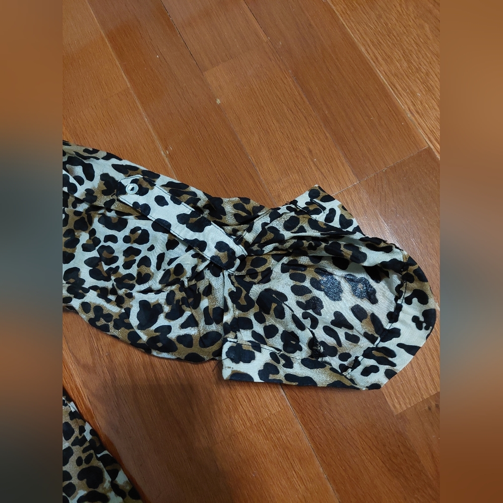 New Dex Women's Leopard Blouse Size S/P - Picture 2 of 9
